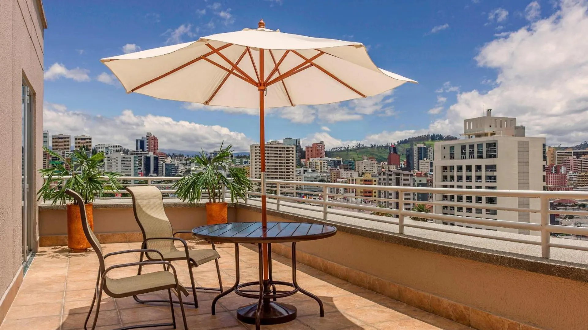 Jw Marriott Quito Hotel