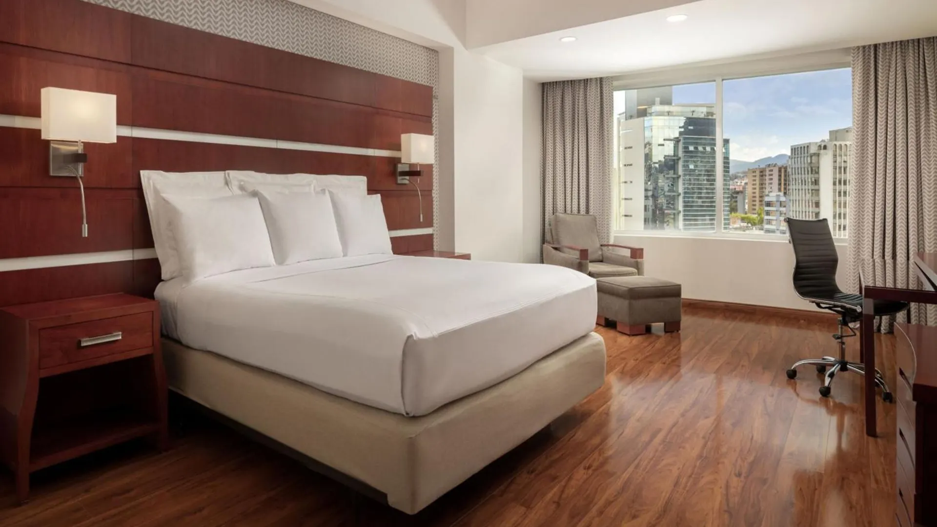 Jw Marriott Quito Hotel